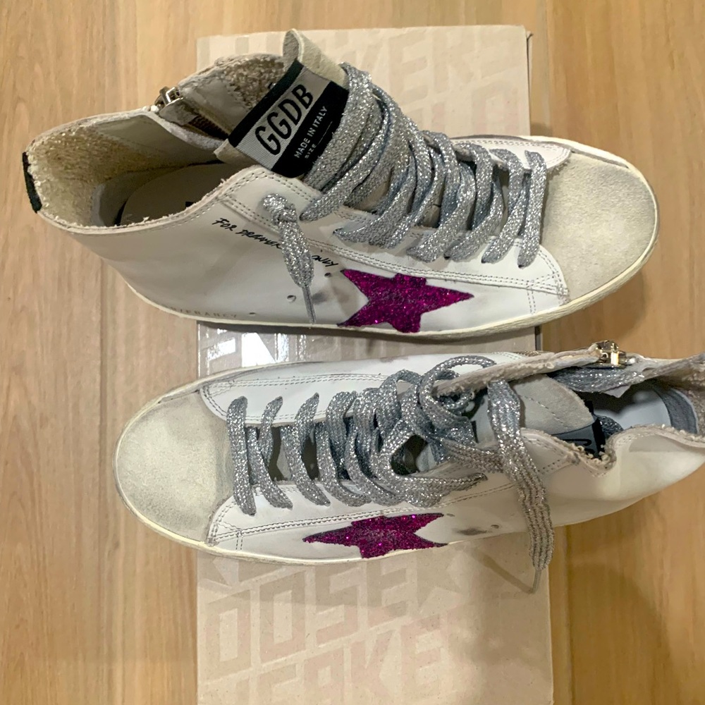 Golden goose white high top sneaker with pink star